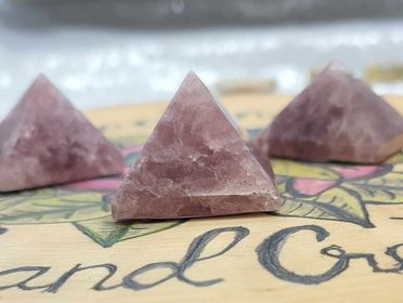 Strawberry Quartz Pyramid