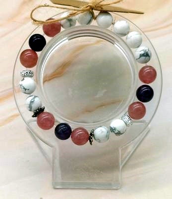 Amethyst, Rose Quartz & Howlite 8mm Bead Bracelet 5 1/2