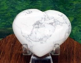 Howlite Heart