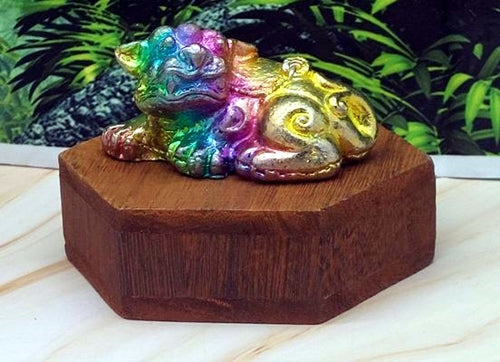 Bismuth Chinese Dog