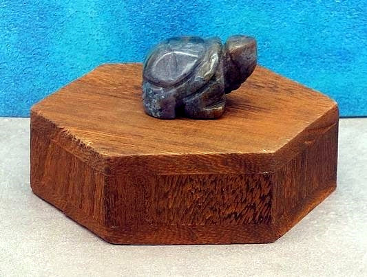 Turtle Carvings 1.5"